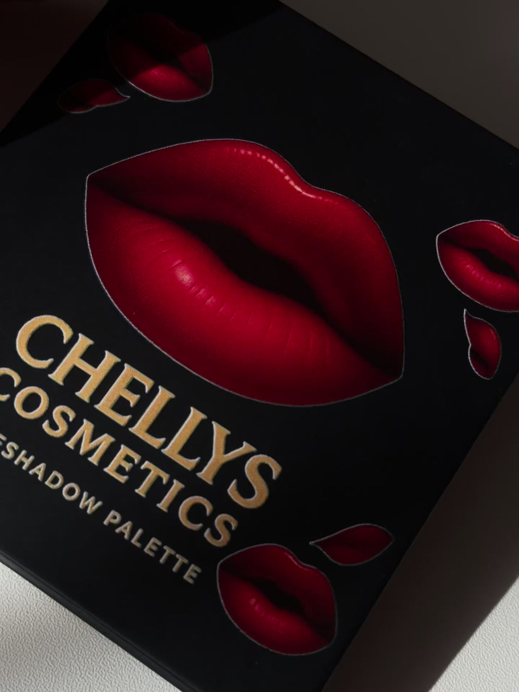 9-Color Eyeshadow Palette